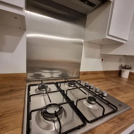 펜션 Modern 2br House Sleeps 5 Free Parking Contractor Friendly Parking
